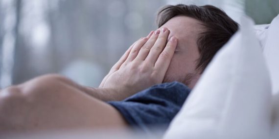 8 årsager til svært at trække vejret helt ned i lungerne